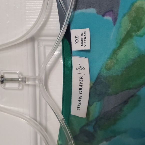 Susan Graver blouse - Picture 4 of 4